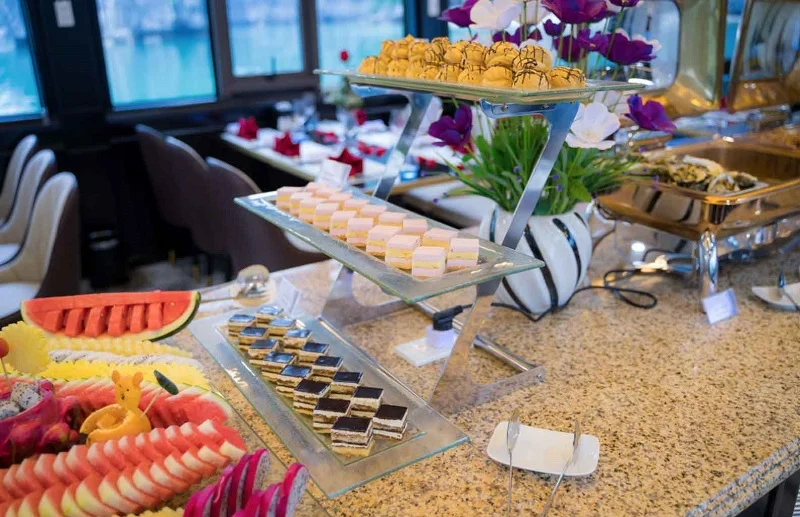 Tour Du Thuyền Hạ Long 1 Ngày